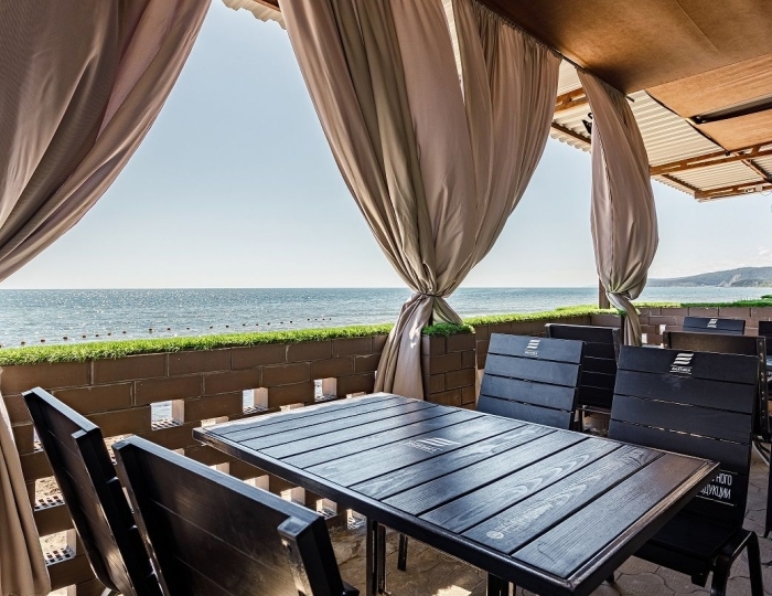 Рестораны и бары - Курортный отель «Ателика Лесная Бухта» Туапсе